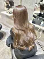 アンダーバーホワイト(_WHITE)&nbsp;ブリーチ無しオリーブベージュ大人可愛いレイヤーロング