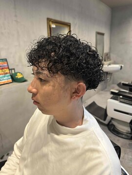 バーバーショップ フォーシーズン(BAR BER SHOP FOURSEASON) プードルパーマ/カーリーパーマ/スパイラルパーマ