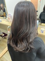 ユニバーストーキョー 池袋東口店(universe tokyo) グレージュ