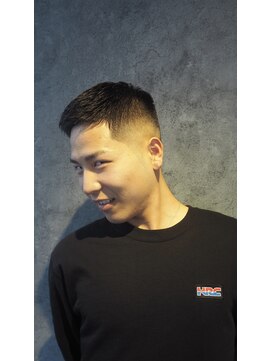 ドゥーエン 蒲生店(DoEN) スキンフェード