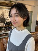 くびれボブ .*。