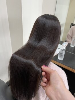 ヨンセンチメートル 野々市店(4ｃｍ)の写真/業界で話題の髪質改善トリートメント導入☆髪の状態に合わせて、あなたの理想のツヤを実現♪