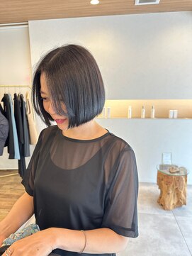 ウタリ(utari) やわらかいミニボブ【難波 桜川/髪質改善】