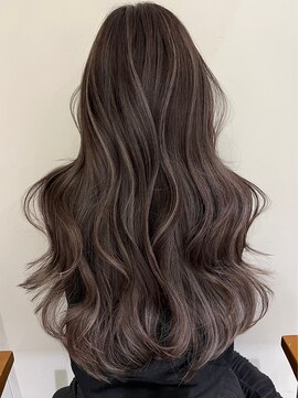 セイントローレン バイ ジルブラン(St.Lauren by JIL BLAN) ハイライトバレイヤージュダブルカラーショートカット