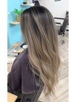 ウル(ulu)&nbsp;バレイヤージュ　ケアブリーチ　ベージュ　グレージュ　ブラウン