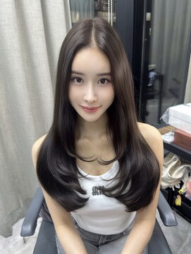 髪質改善　美髪ストレート　艶髪　前髪　韓国レイヤー　縮毛矯正