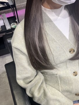 メゾンセブンルックス 宇都宮簗瀬店(Maison 7LOOKS) イヤリングカラーくすみベージュ!