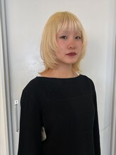 ホミ(FOMI)&nbsp;レイヤーカット×抜きっぱなしブロンド