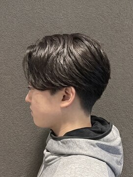 ヤスムラ(YASUMURA) ナチュラル束感をつくるポイントパーマ【西宮北口/理容室】