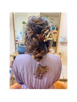 キキ 美容室(KIKI) 編みおろし☆