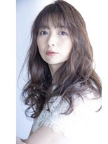 ビューティーアンドケアカロン(Beauty and Care CALON)&nbsp;優しく柔らかく魅せるフェミニンロングスタイル