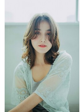 フローレバイヌンク(Flore by nunc) 【巣鴨】【大塚】Flore by nunc新作スタイル【地蔵通り商店街】