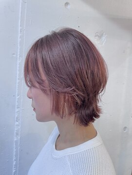 リッカ(RICCA) 【フェイスフレーミング】ピンクベージュショートウルフ♪