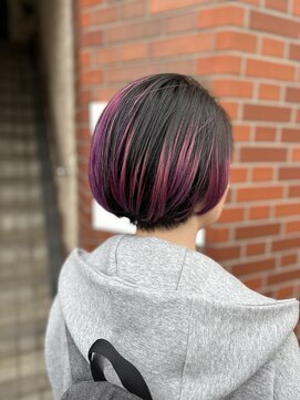 イイナヘアガレージ(117) 【117hairgarage】ショートボブ_ブリーチ_パープル