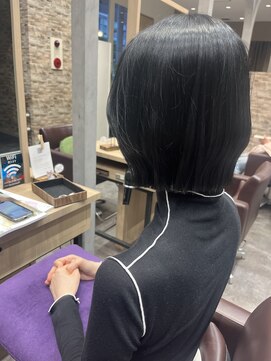ビースリー ロア あごラインボブ2023/5/27