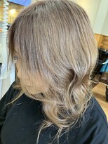 フリー(Free)&nbsp;脱白髪染め/白髪ぼかし/シークレットハイライトカラー