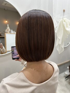 トイロ(toiro) 艶ボブ