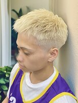 ビッケメンズヘア(Vicke Men's hair)&nbsp;ハイトーンブロンドアップバングショート