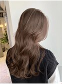 ヘーゼルベージュ　ブリーチなし　レイヤーカット　海外風