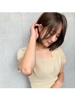 イル 天神西通り店(ill)&nbsp;20代30代ボブ/ミディアムレイヤー／グレージュ/透明感/天神/大名