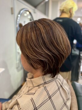 ミディアムボブ