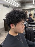 刈り上げアップバングスパイキーショートアクティブショート