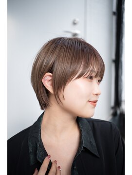 アリアバイエクラート 新宿南口店(ARiA by ECLART) 【takano style】首元すっきり小顔ショートボブ