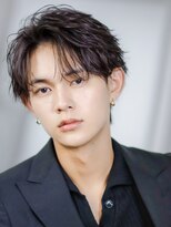 オーシャントーキョー サニー 原宿(OCEAN TOKYO Sunny)&nbsp;フェザーパーマセンターパートニュアンスパーマ韓国マッシュ黒髪