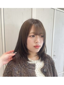 バーチ バイ クロップエス(BIRCH by crop es) 透明感たっぷりオリーブベージュ