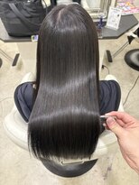 いんかろーず 髪質改善ダークグレーカラー