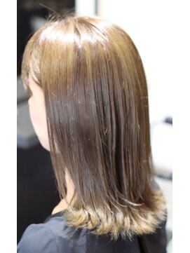 ヘアーズミンク ハグラザキ(Hairs mink Hagurazaki) 切りっぱなしロブ