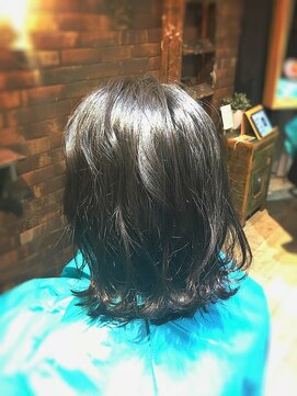 カシータ(casita) ”casita"季節先取りツヤ感&Aライン美髪ロブカット