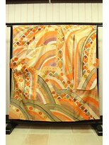 ルナクレセント (Luna crescent)&nbsp;振袖B-５ ￥14500～(着付料込み)　＊　成人式プラン ￥20000～