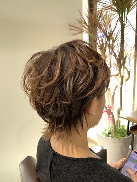 ビプラス(viplus) ショートウルフ[志木　新座　志木駅]