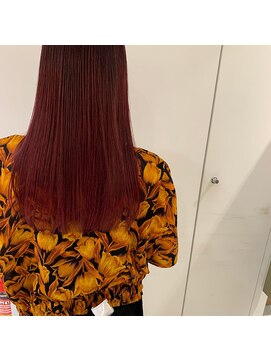 エミィ(emme) 【emme×笹川】Red×ストレートロング