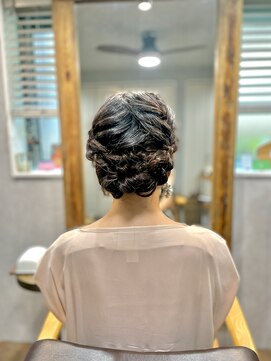 ベルトオブヴィーナス(Belt of venus) 編み込みルーズアップ