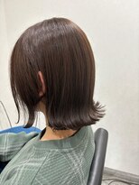 セカンド(Second)&nbsp;Second   ×　外ハネスタイル