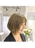 【オリーブベージュ】トウマ