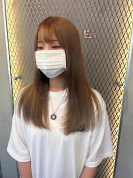 スリー バイ ベルベット 博多(THREE... by velvet) ベージュカラー【博多】