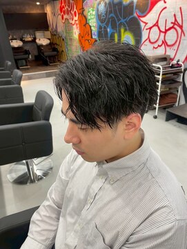 カーニー 北千住(kearny) メンズカットパーマ/ニュアンスパーマ/フェザーパーマ[北千住]