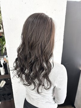 ピフデザイン(pifdesign) 透明感のあるアッシュカラー