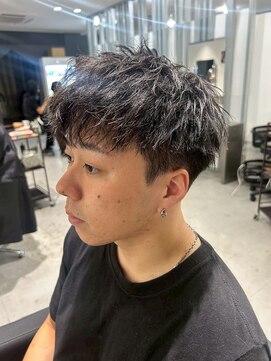 メンズサロン キング 枚方店(Men’s salon K!ng) 波巻きツイストスパイラルパーマ/フェザーパーマ/眉毛/メンズ