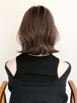 ジル ブラン 福岡(JIL BLAN) ハイライトカラー/ショートカット/レイヤーカット/福岡天神