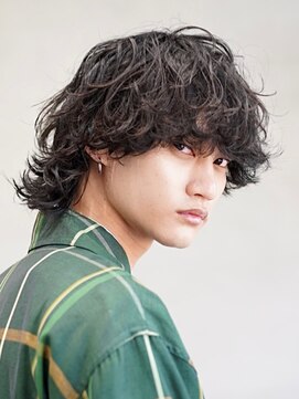 アンサー 渋谷(ANSWER) 波巻きパーマメンズマッシュセンターパートスパイラルパーマ韓国