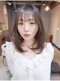 ハイレイヤー/ミディアム・ロング/20代/顔周り/ブラウンベージュ