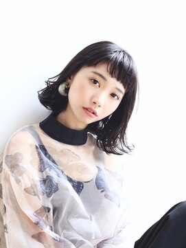 ラティ(Ratie) "Ratie"イノセントミディアムボブ【久屋大通/栄】
