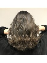 ボタニウムドットアン バイ アールサロン(BOTANIUM.An by Rr SALON)&nbsp;【BOTANIUM.An 】ゆるまきグレージュ