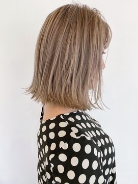 ネス(ness) [RIMMA]ブロンドベージュ外ハネロブ