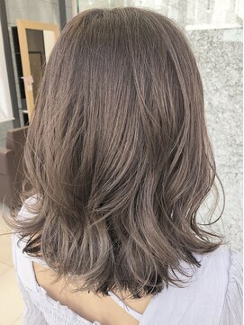 リーホリエ(Lee Horie) 【kanna】ナチュラルベージュカラー