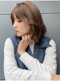 ・フレンチボブ前下がりボブミルクティーカラー顔まわりカット